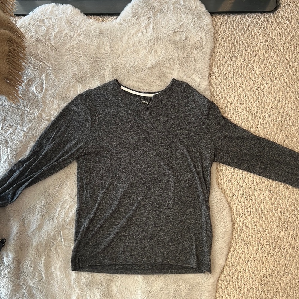 Express long sleeve T-shirt | medium |
